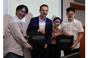 (From Left)Dr.Chiou Yi-Ying,Director,Bilingual Education Resource Center/Mr.Simon Futo,General Manager, English Language Center,the University of Adelaide/Ms.Jane Lu,Senior Business Develoment Manager,Austrade Taipei/Dr.Chan Yum-Ji,Director,Development of Teaching and Learning Center 