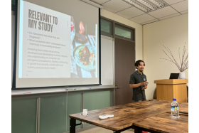 博班生Benny學生報告穆斯林食品安全與哈拉認證，並與師生互動